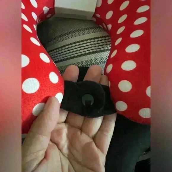 Nwt Disney memory foam neck pillow - Picture 4 of 4